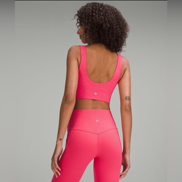 NWT Lululemon Align V-Neck Bra - Picture 2 of 3